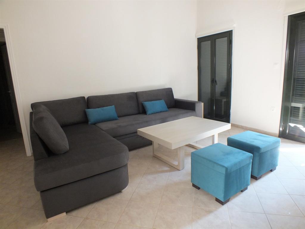 Geo Holiday Studios Kyparissia Bagian luar foto