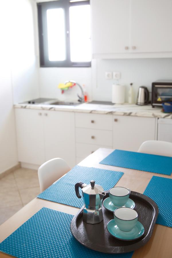 Geo Holiday Studios Kyparissia Bagian luar foto